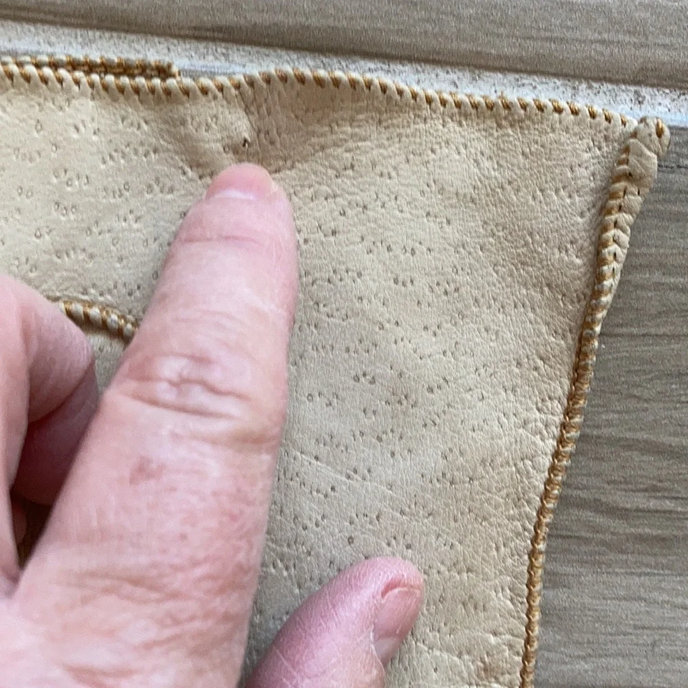 Vintage creamy tan leather gloves